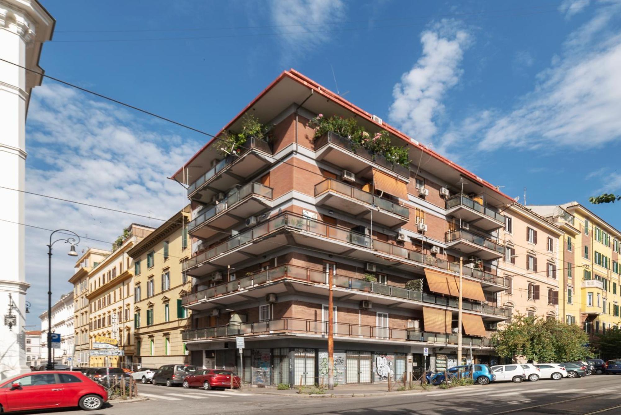 Apartment Vittorio Emanuele The Heart
